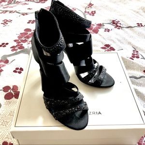 ‼️SALE‼️BCBG black satin Natalie heels